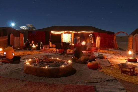 Camp Sahara Holidays Мхамід Екстер'єр фото
